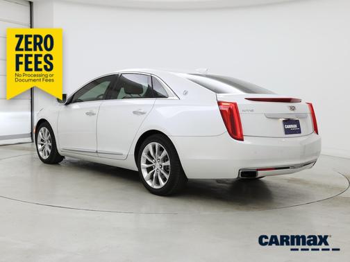 White 2016 Cadillac XTS Luxury