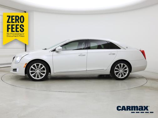 White 2016 Cadillac XTS Luxury