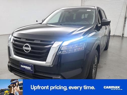 2024 Nissan Pathfinder S