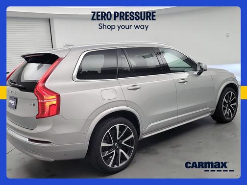 Silver 2023 Volvo XC90 B5 Plus