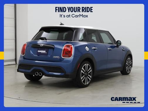 Blue 2024 MINI Hardtop S