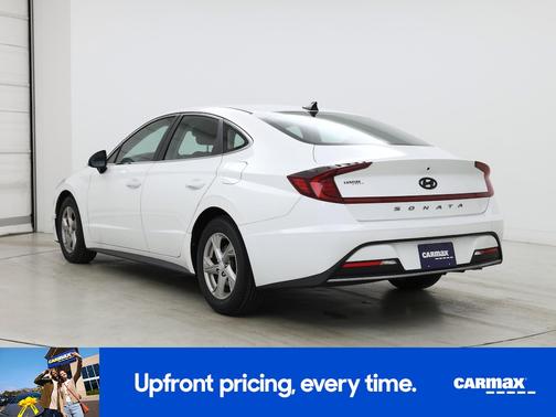 White 2021 Hyundai SONATA SE