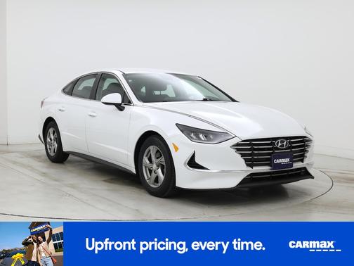 White 2021 Hyundai SONATA SE