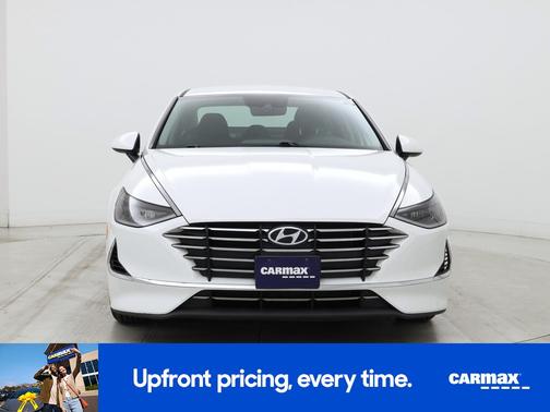 White 2021 Hyundai SONATA SE