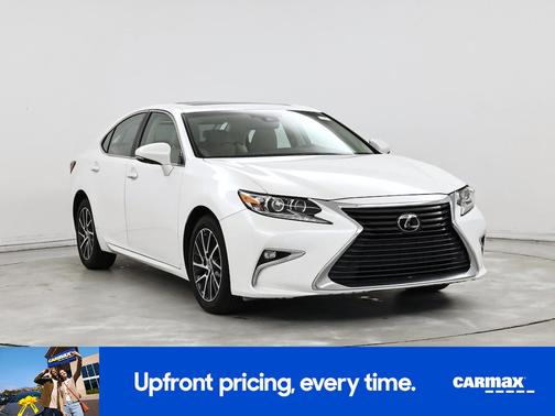 White 2016 Lexus ES 350