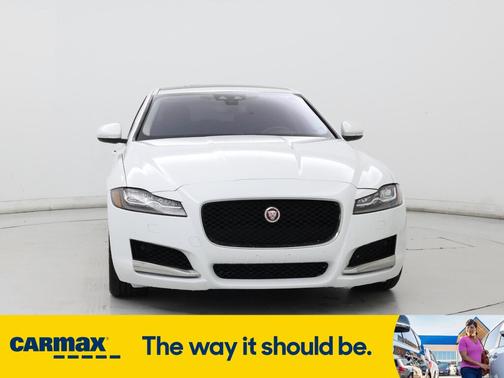 2018 Jaguar XF 25t Premium