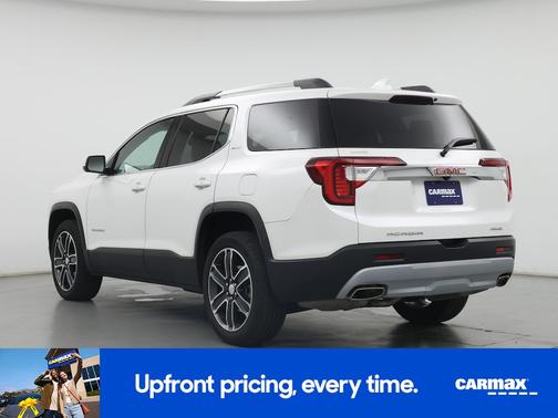 White 2023 GMC Acadia SLT