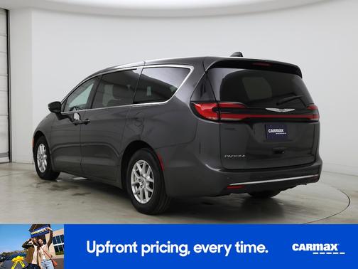 Gray 2023 Chrysler Pacifica Touring L