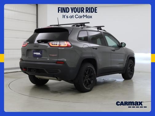 Gray 2022 Jeep Cherokee Trailhawk