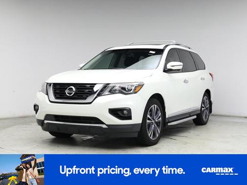 White 2019 Nissan Pathfinder Platinum