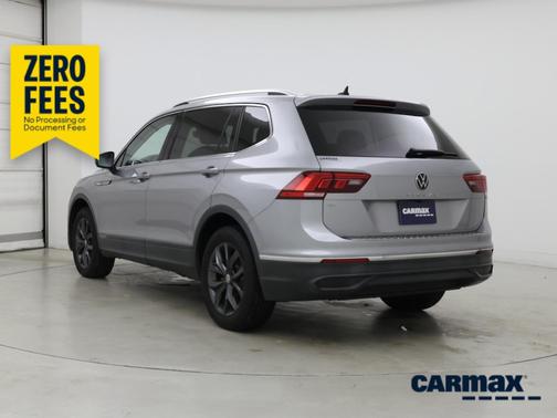Silver 2023 Volkswagen Tiguan SE