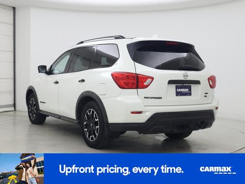 2020 Nissan Pathfinder SL