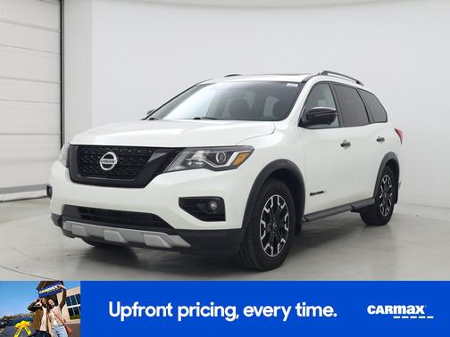 2020 Nissan Pathfinder SL