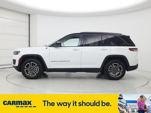 2022 Jeep Grand Cherokee Trailhawk