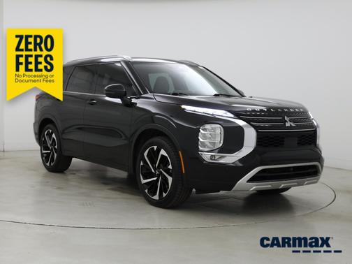 Black 2023 Mitsubishi Outlander SEL