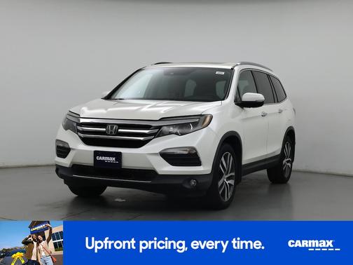 White 2016 Honda Pilot Touring