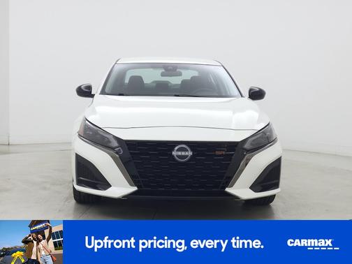 White 2024 Nissan Altima SR