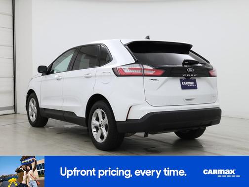 White 2023 Ford Edge SE