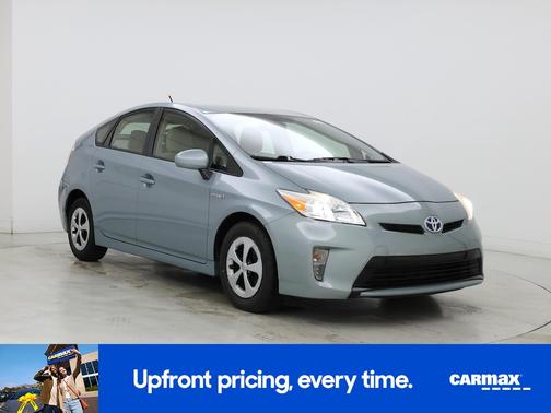 Green 2014 Toyota Prius Five