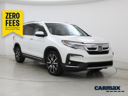 White 2022 Honda Pilot Elite