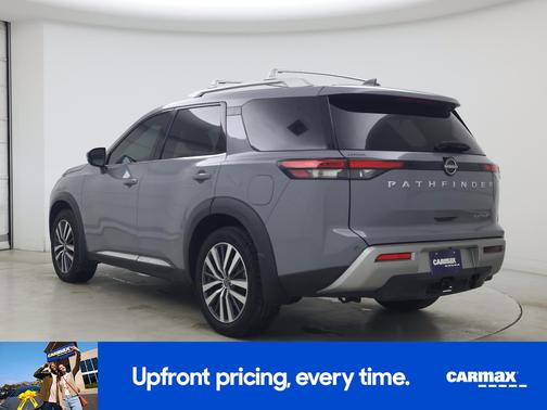 2022 Nissan Pathfinder Platinum