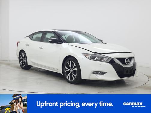 White 2017 Nissan Maxima SL