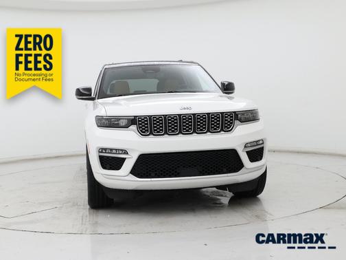 White 2022 Jeep Grand Cherokee Summit Reserve