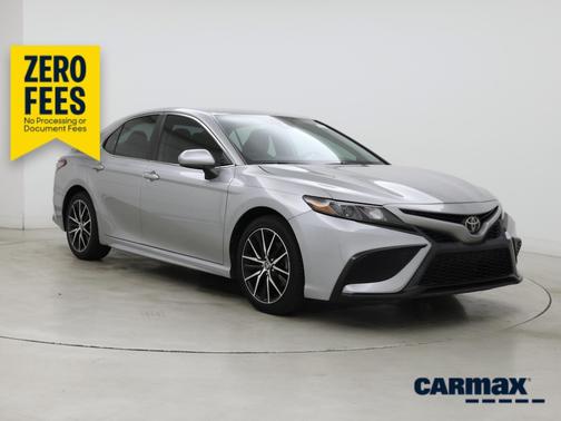 Silver 2021 Toyota Camry SE
