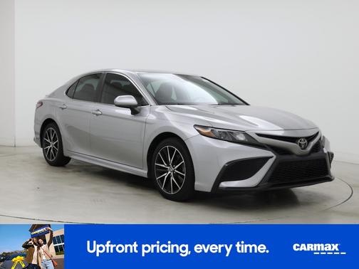 Silver 2021 Toyota Camry SE