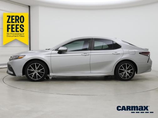 Silver 2021 Toyota Camry SE