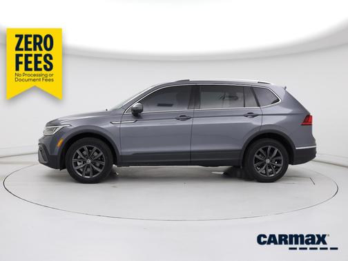 Gray 2023 Volkswagen Tiguan SE