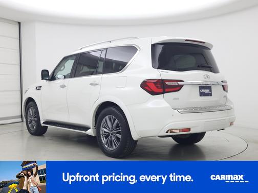 2022 INFINITI QX80 Luxe