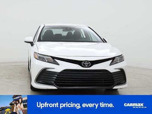 White 2024 Toyota Camry LE