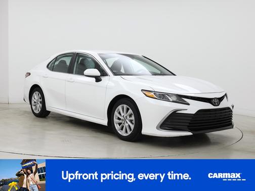 White 2024 Toyota Camry LE