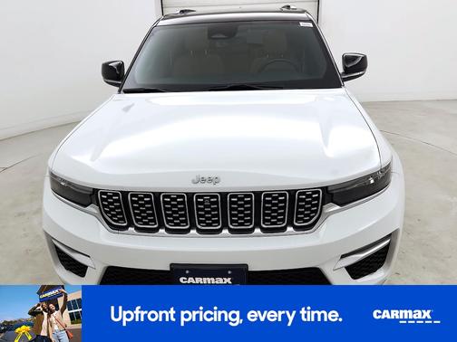 White 2023 Jeep Grand Cherokee Summit