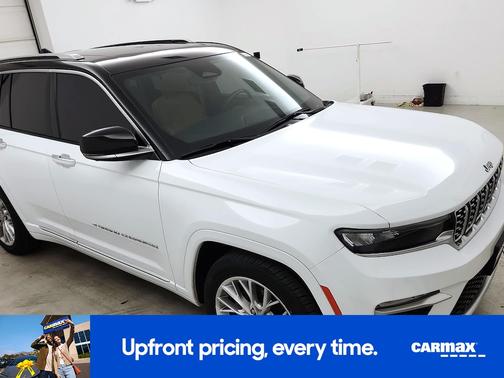 White 2023 Jeep Grand Cherokee Summit