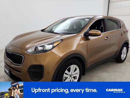 Gold 2017 Kia Sportage LX
