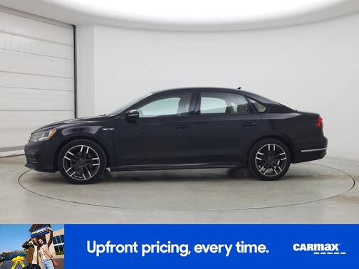 2018 Volkswagen Passat R-Line