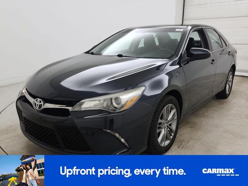 Gray 2017 Toyota Camry SE