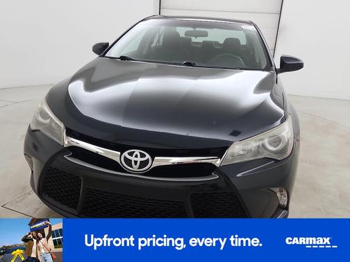 Gray 2017 Toyota Camry SE