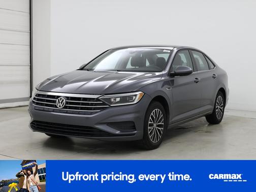 Gray 2019 Volkswagen Jetta SEL