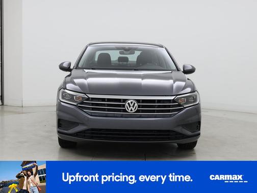 Gray 2019 Volkswagen Jetta SEL