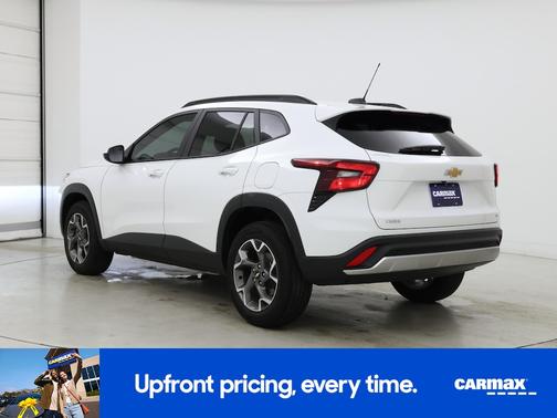 White 2025 Chevrolet Trax LT
