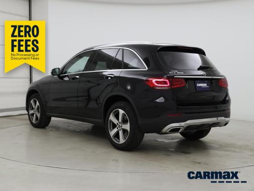 Black 2022 Mercedes-Benz GLC 300