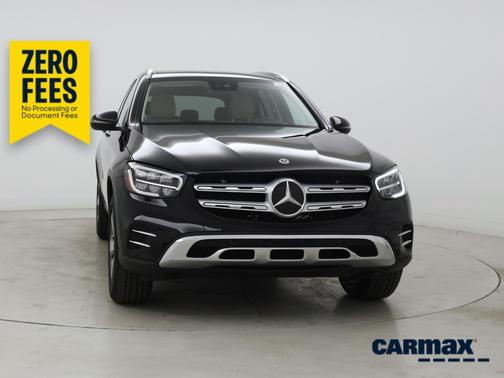 Black 2022 Mercedes-Benz GLC 300