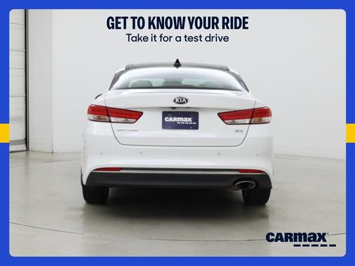 White 2016 Kia Optima EX