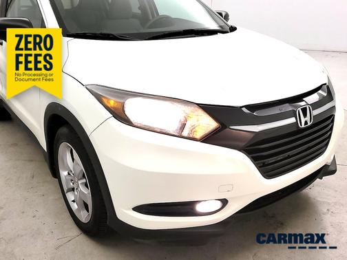 White 2016 Honda HR-V EX