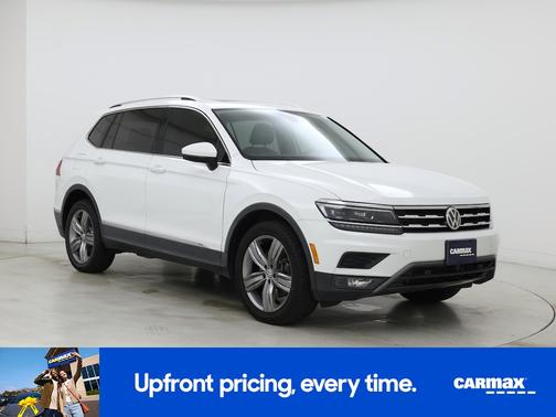 White 2018 Volkswagen Tiguan SEL Premium