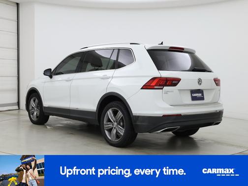 White 2018 Volkswagen Tiguan SEL Premium