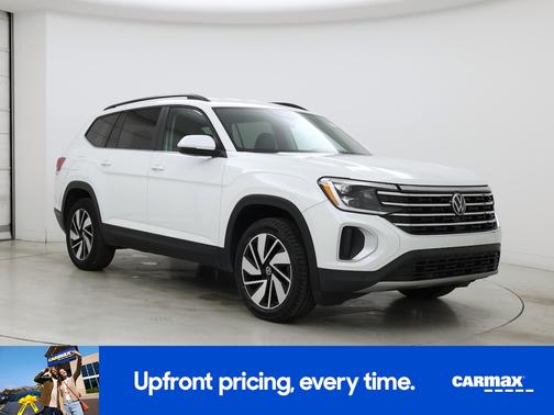 White 2024 Volkswagen Atlas SE w/Tech